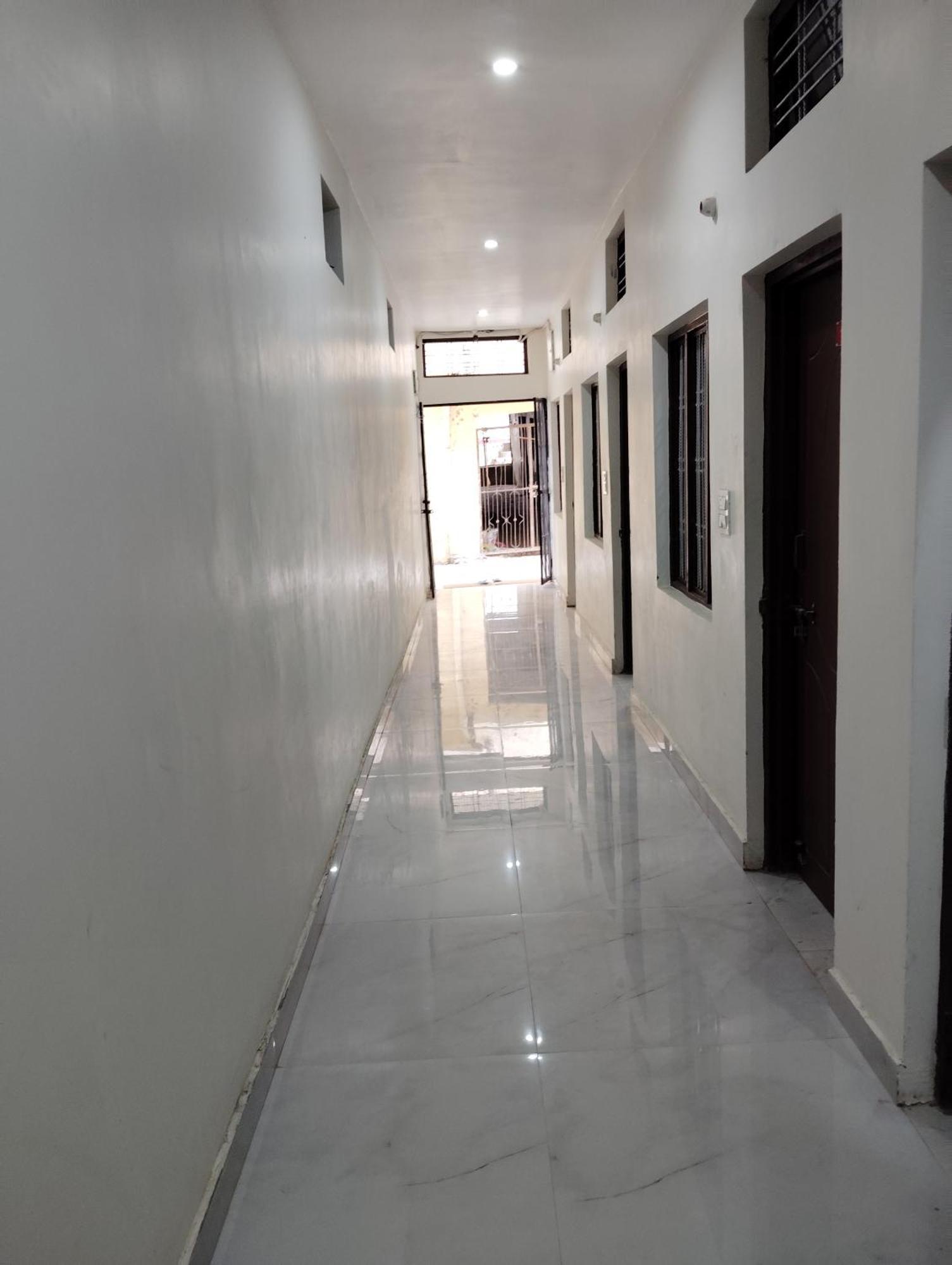 Hotel Narayana Residency Gupta Kashi Luaran gambar